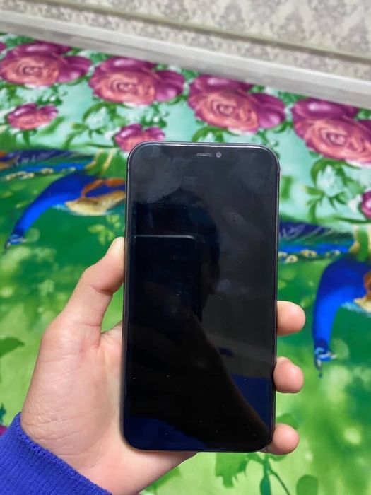 Айфон 11 сатылады