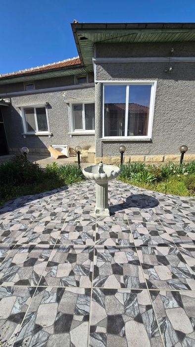Продава се Къща в Търговище, Център - 130 кв.м за 577 €/кв.м - Снимка #3