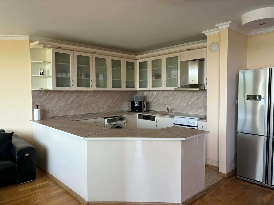 Продава се Тристаен апартамент в Силистра, Център - 115 кв.м за 821 €/кв.м - Снимка #5