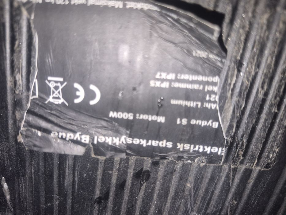 Vând trotineta electrica