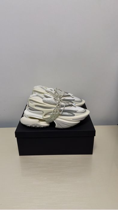 Balmain Unicorn White