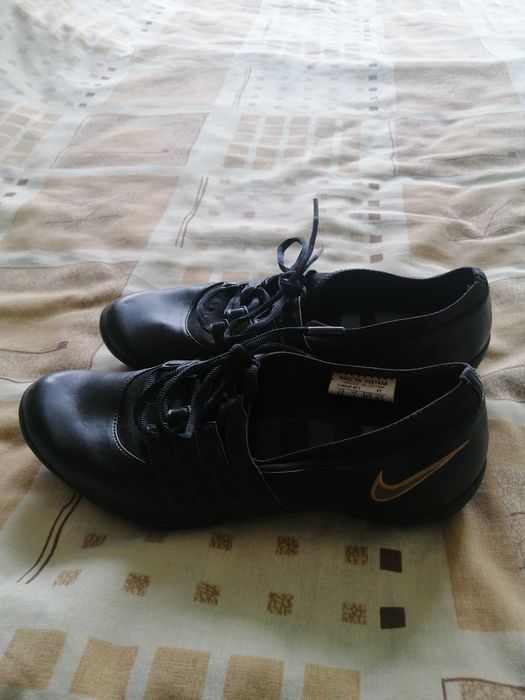 Дамски маратонки nike