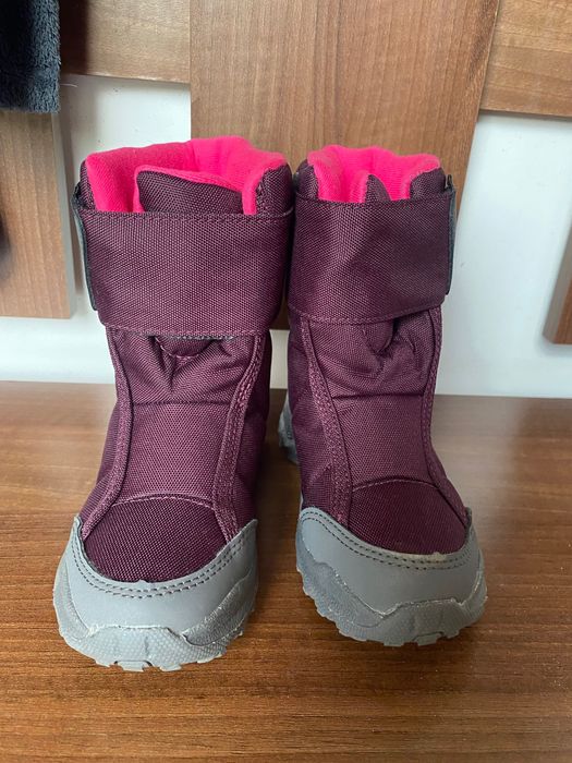 Cizme Decathlon mărimea 28