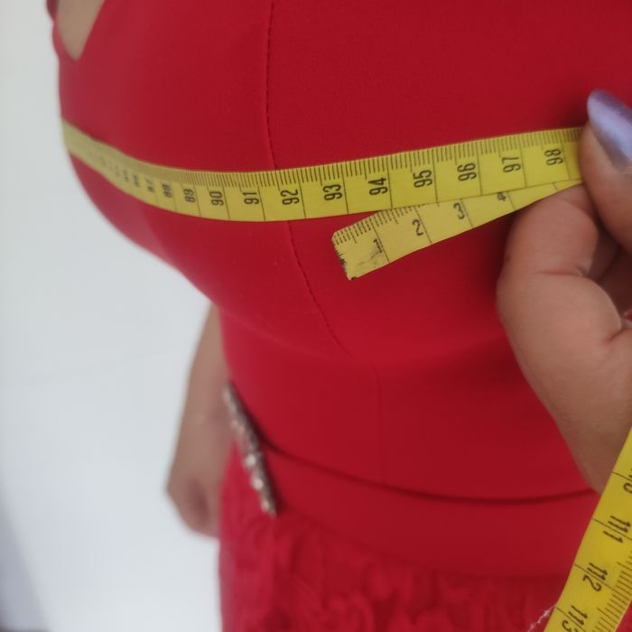 Rochie eleganta roșie  40