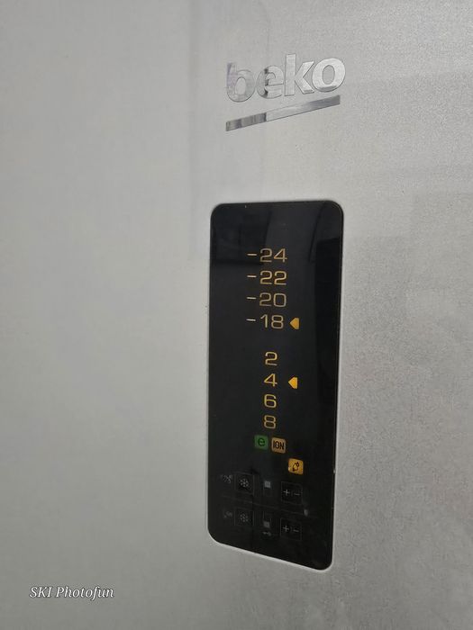 Vand combina frigorifica Beko