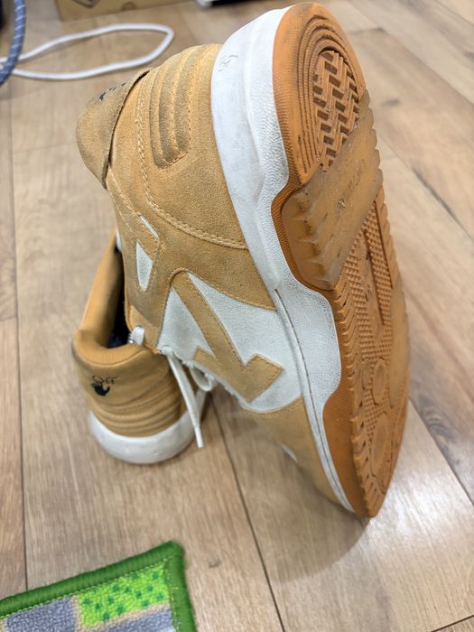 Off-White OOO "44"