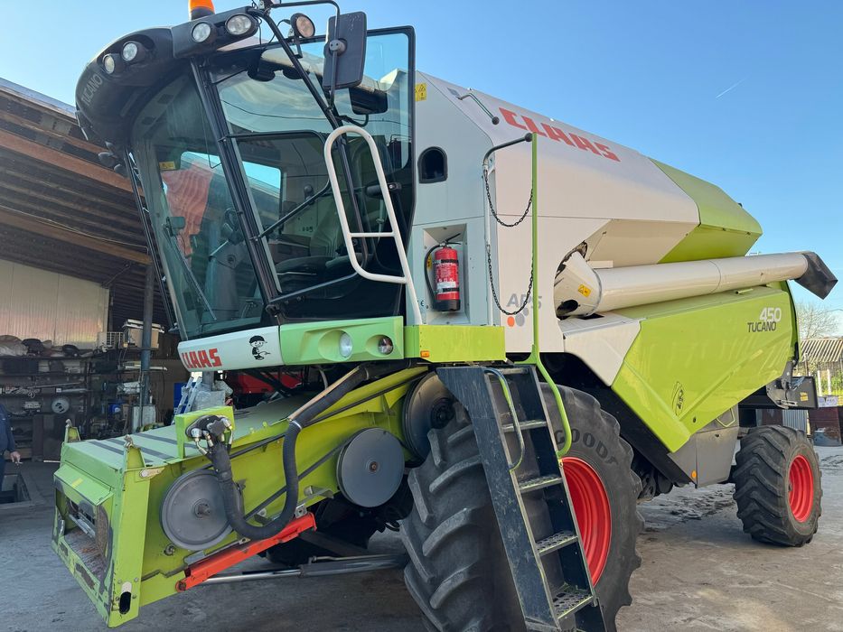 De vanzare 2 combini claas