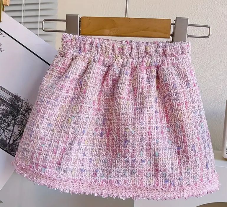 Пролетни комплекти тип шанел