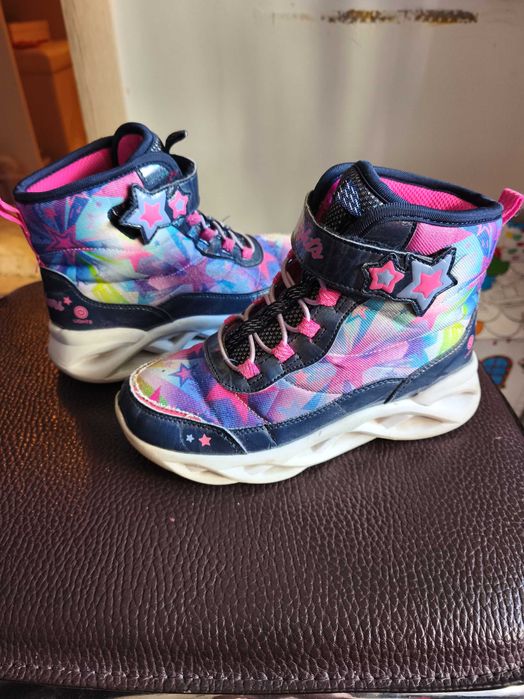 Боти Skechers за момиче 32 номер