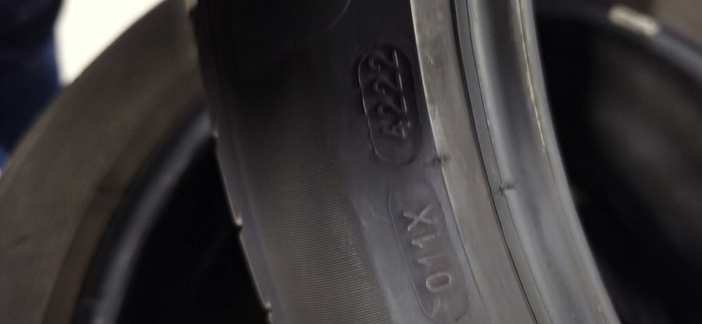 235/45/20 Michelin Primacy 4