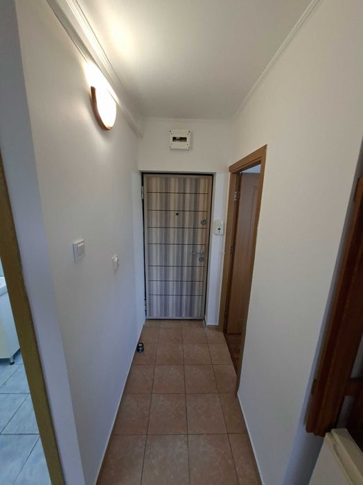 Inchiriez apartament cu 1 camera