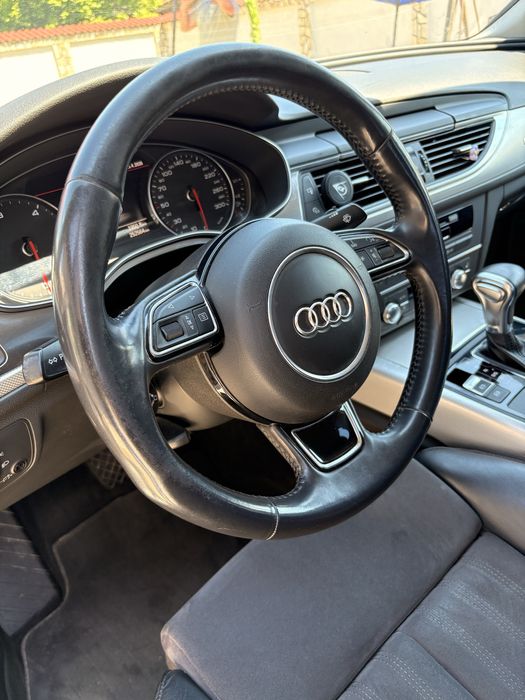 Audi A6 C7 2012 *