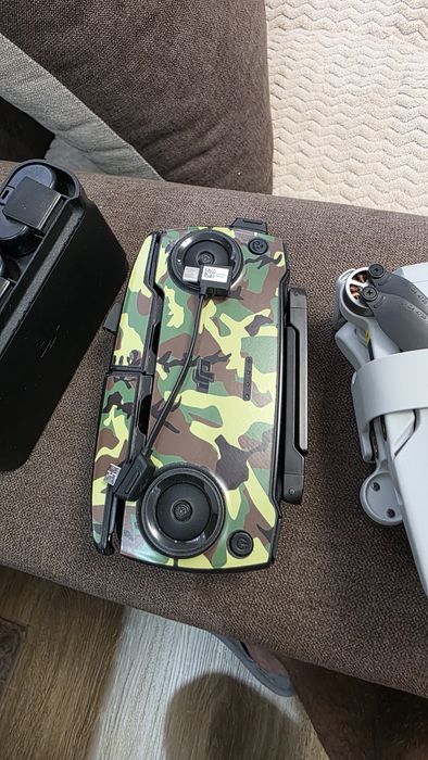 Дрон Dji mavic mini combo