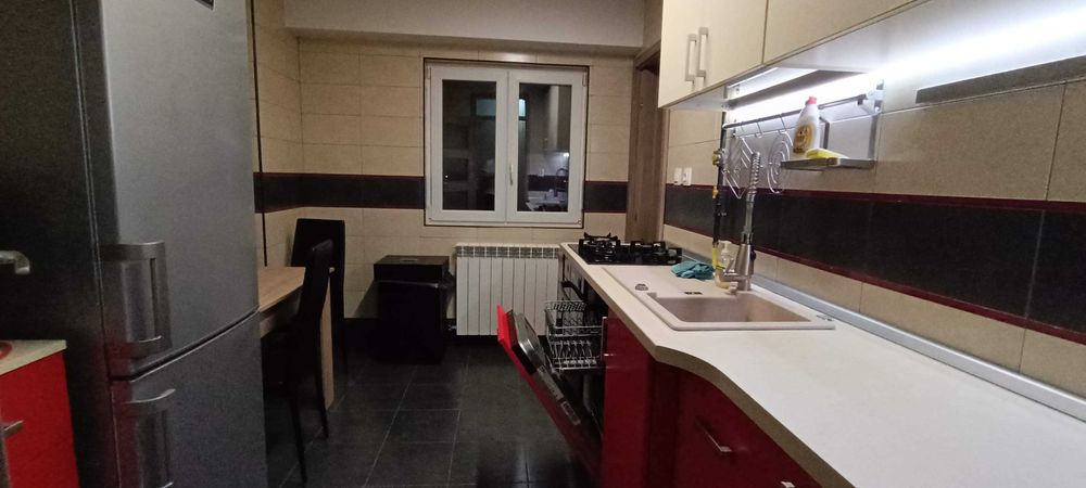 Apartament 3 camere, Decomandat, 73mp utili, Etaj Intermediar, Garaj cu CF, Zona Lipovei