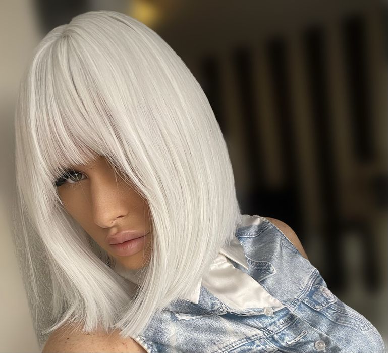 Peruca blond alb
