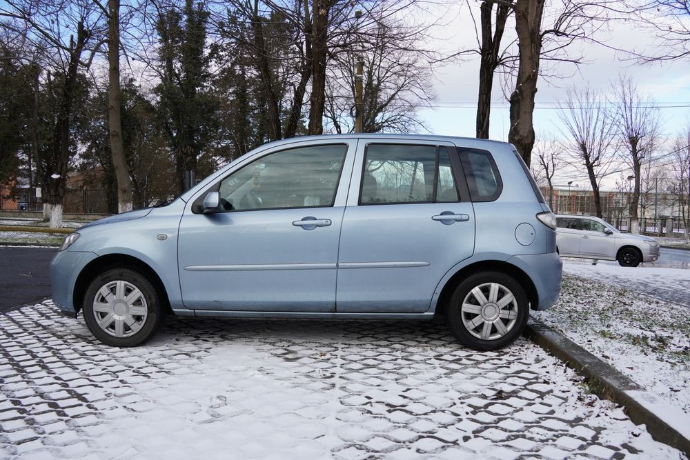 Mazda 2 1.4 benzina 2006