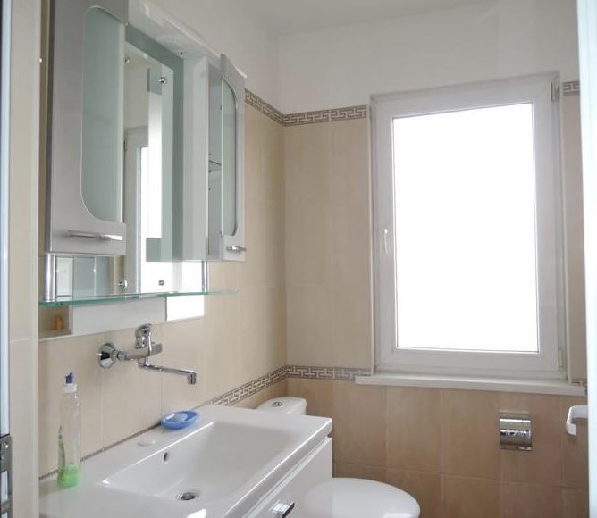 Дава се под наем Тристаен апартамент в София, Гео Милев - 105 кв.м за 438.6 € - Снимка #4