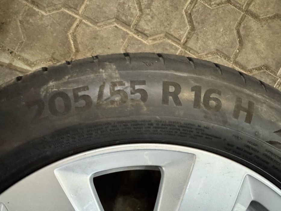 Продам комплект дисков с резиной