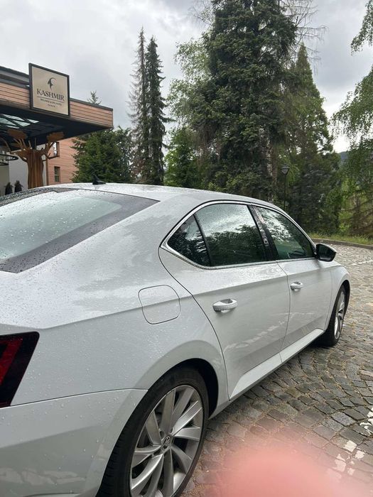 Skoda superb 2.0 TDI 150 кс 120000км