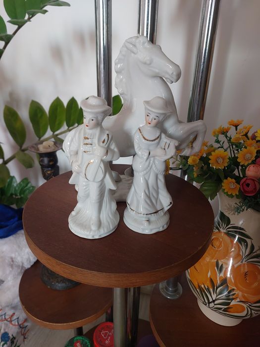 Продам статуэтки