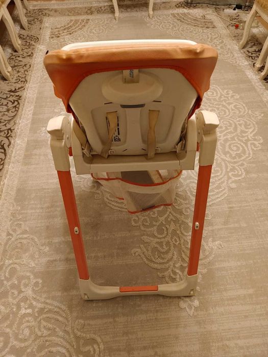 Стульчик для кормления ребёнка