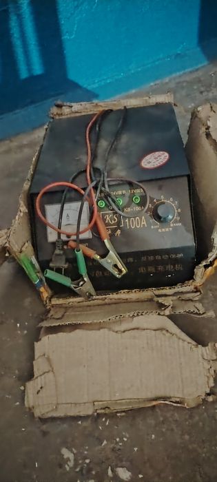 Зарядное устройство для аккумулятора