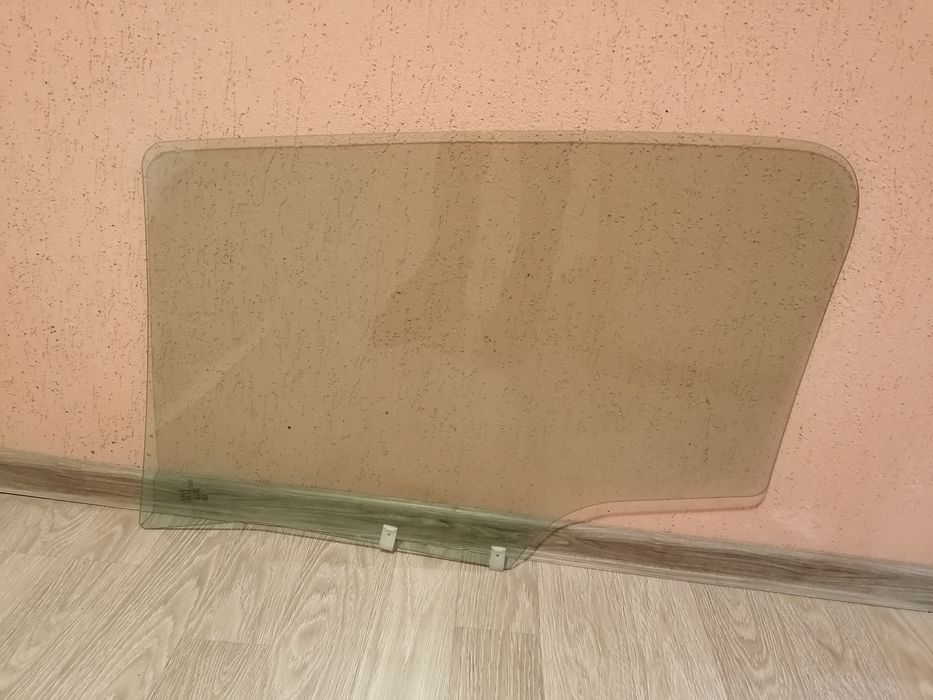 задно дясно стъкло, стъклоповдигач, стъклоподемник пежо 307