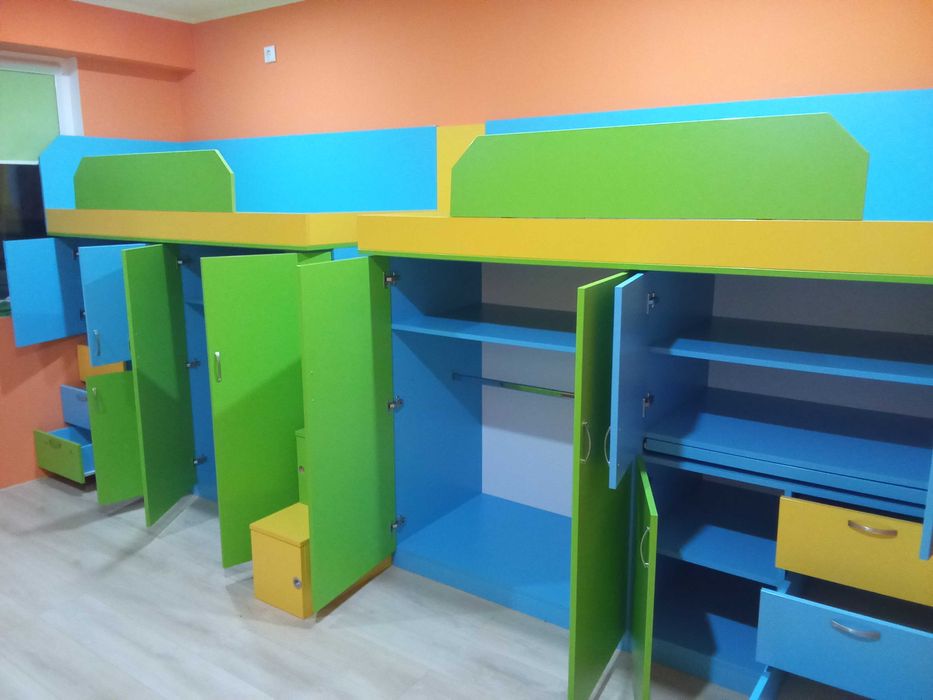 Две легла 4в1 в отлично състояние!