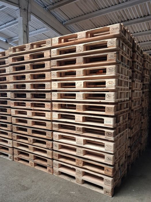 Vând paleti euro și non euro