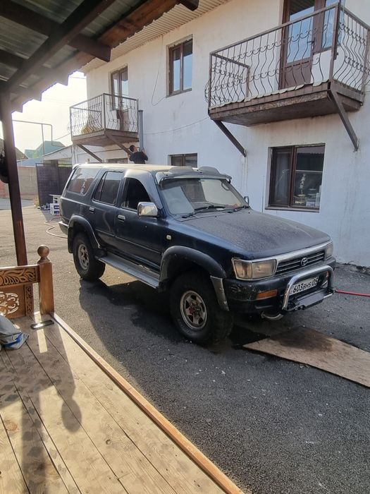 Tayota hilux surf