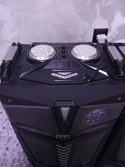 Kalonka 50.000 lik yangidek turibdi