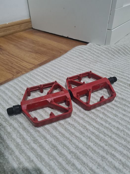 Педали Металлические