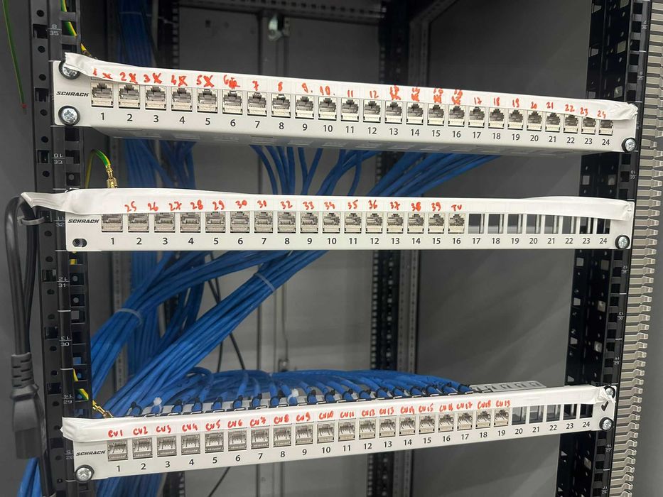 Montaj  Camere video, Alarme, Control Acces, Automatizări Porți, etc.