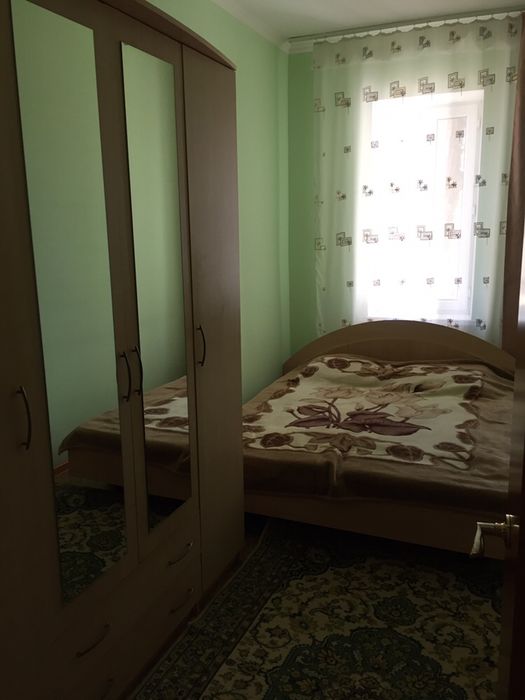 Продам 4х комн квартиру в частном доме