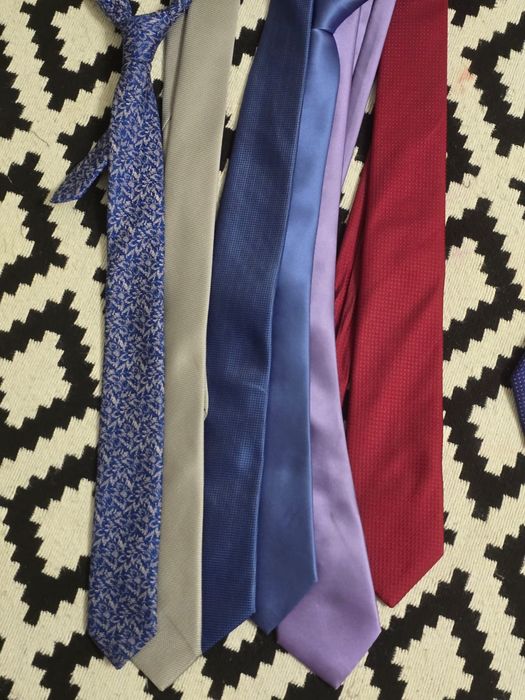 Продам галстуки в идеальном состоянии