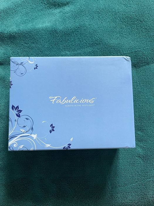 Чехли с пух Pleaser номер 37