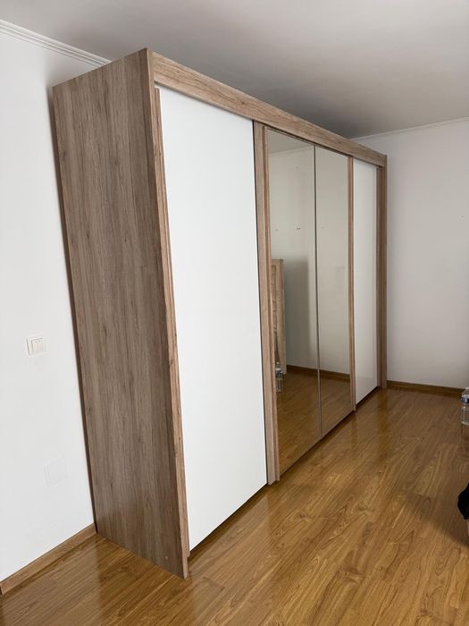 Vä dulapuri pentru dormitoare