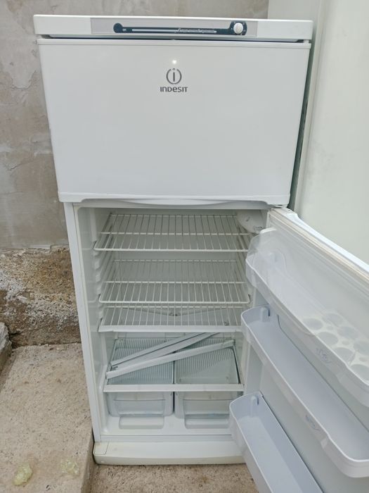 Продам бу холодильник