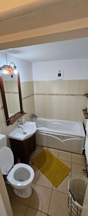 Proprietar inchiriez ap 3 cam. Popa Sapca, Pitești