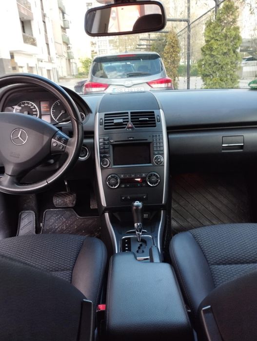 Mercedes-Benz A200 2010год.