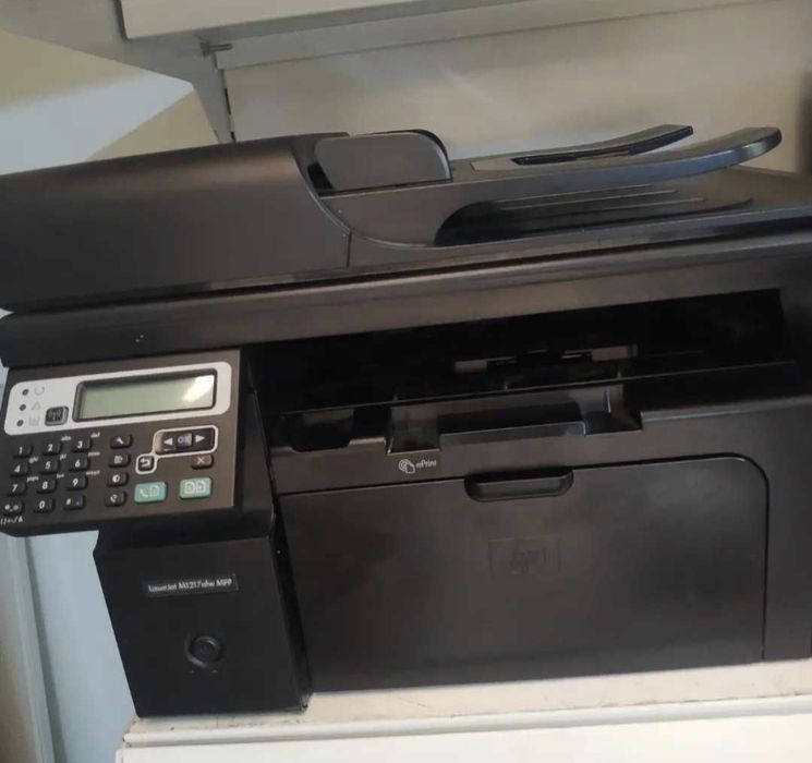 Принтера,мониторы,ноутбуки ,МФУ разных моделей .