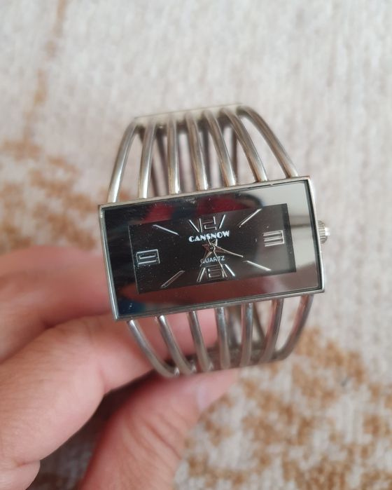 Ceas de mână elegant