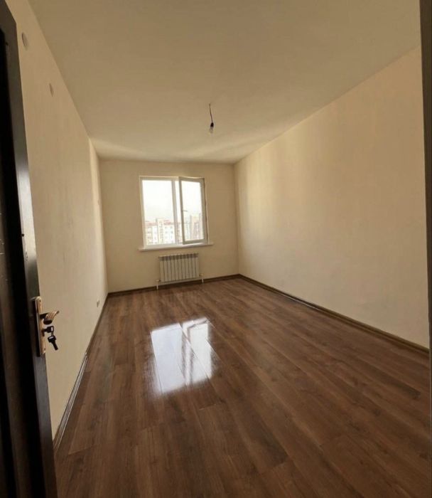 Срочна сотилади сергели янги чоштепа метро 1 чи бекат енида