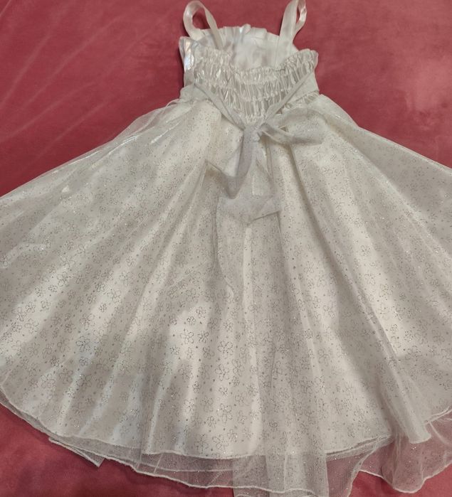 Продам платье размер 30