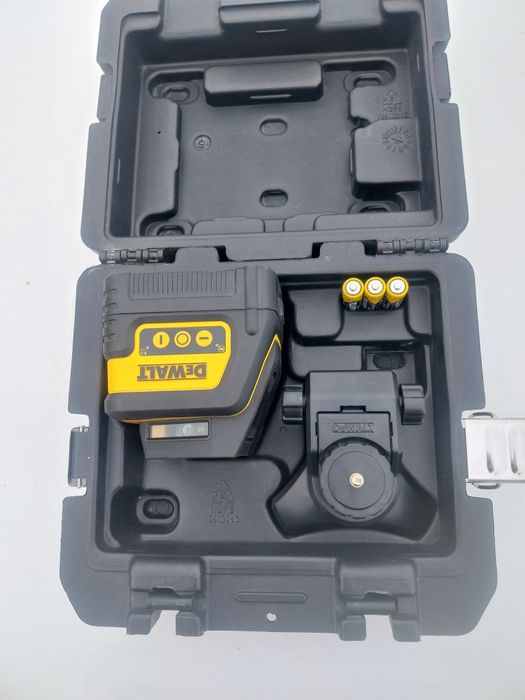 Лазарен нивелир Девалт