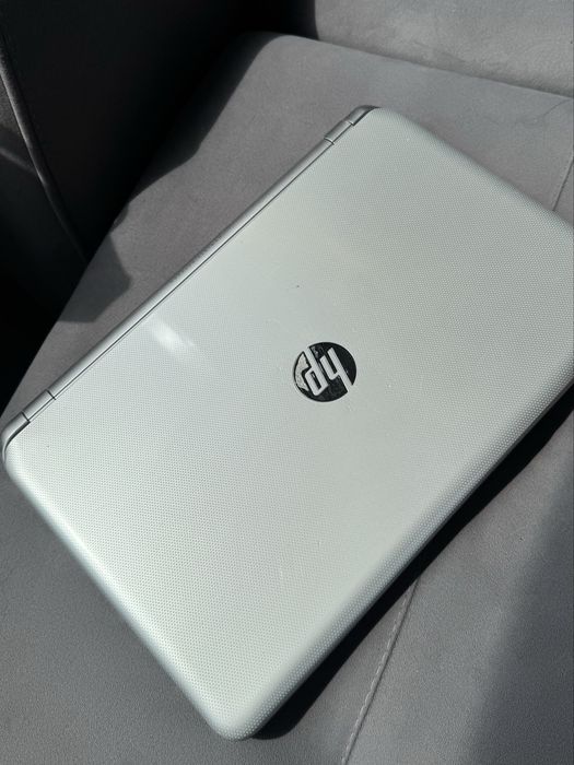 Ноутбук HP Pavilion 15-n241TX