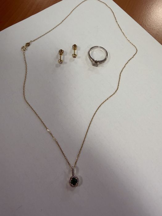 Colier cu diamante si smarald / inel cu diamante / cercei cu diamante