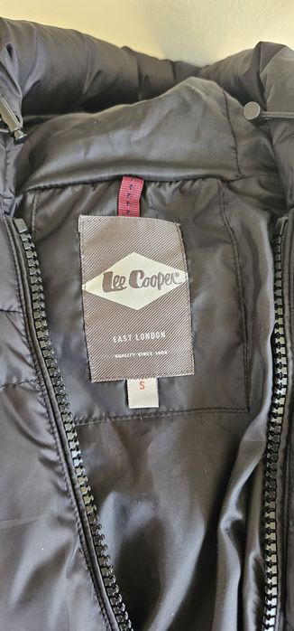 Vând geaca LeeCooper