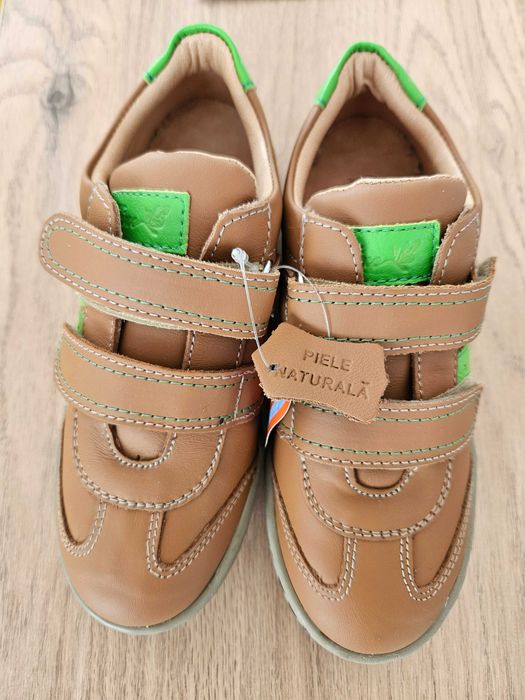 Pantofi piele baietei marime 32