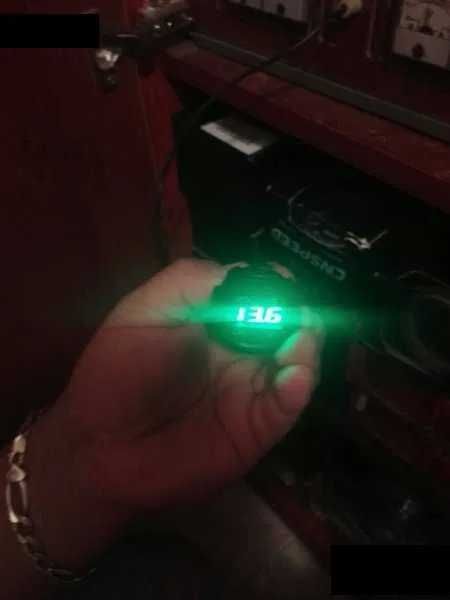 Дигитален волтметър водоустойчив НОВ, 4 модела